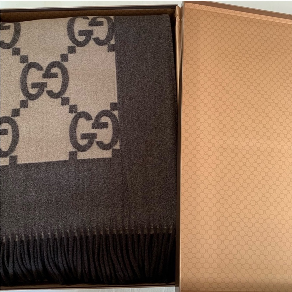 Gucci - Picture 4 of 8